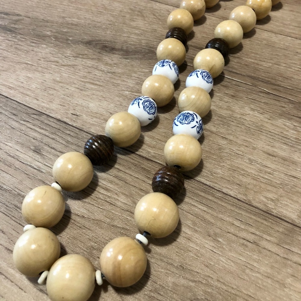 NECKLACE HANDMADE WOODEN AND PORCELAIN BEEDS